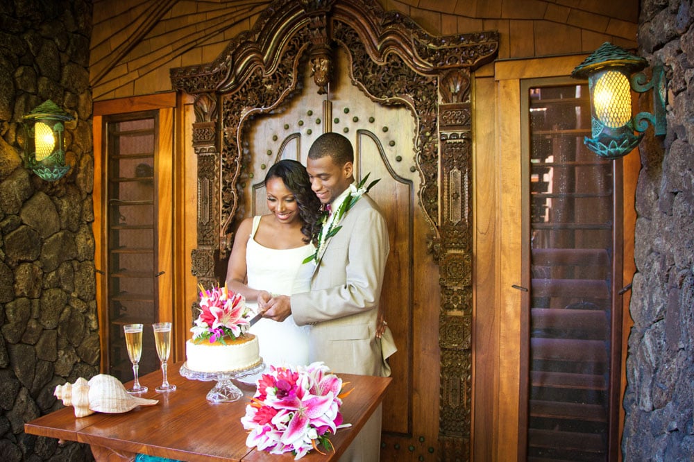 A Kalani Ilima package wedding ceremony on Oahu, Hawaii