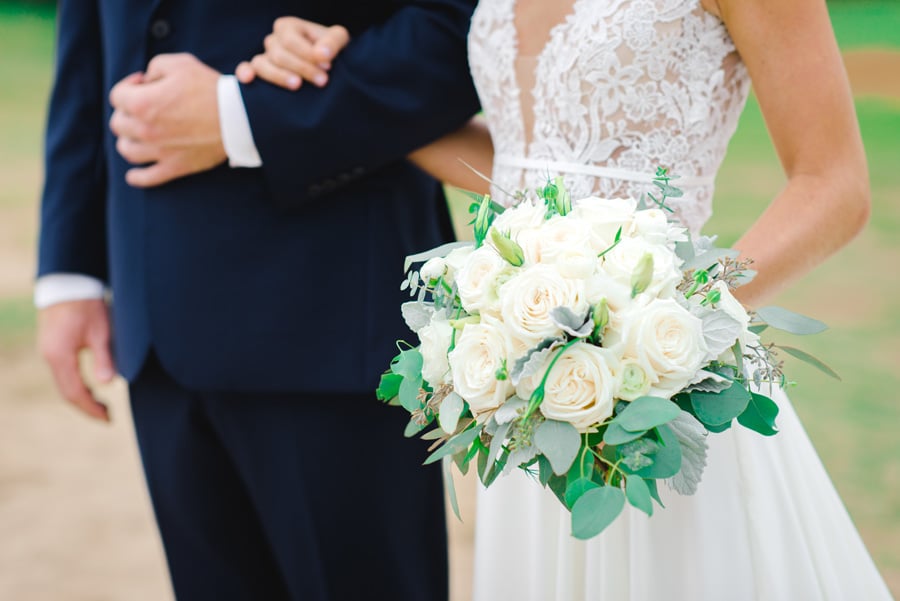 Weddings of Hawaii's florist creates custom bridal bouquet 