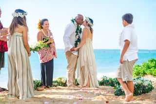 Flower-Circle-at-Wailae-Wedding-Hawaii-01