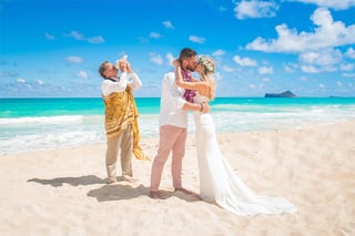 Hawaii wedding ceremony at Sherwood Beach