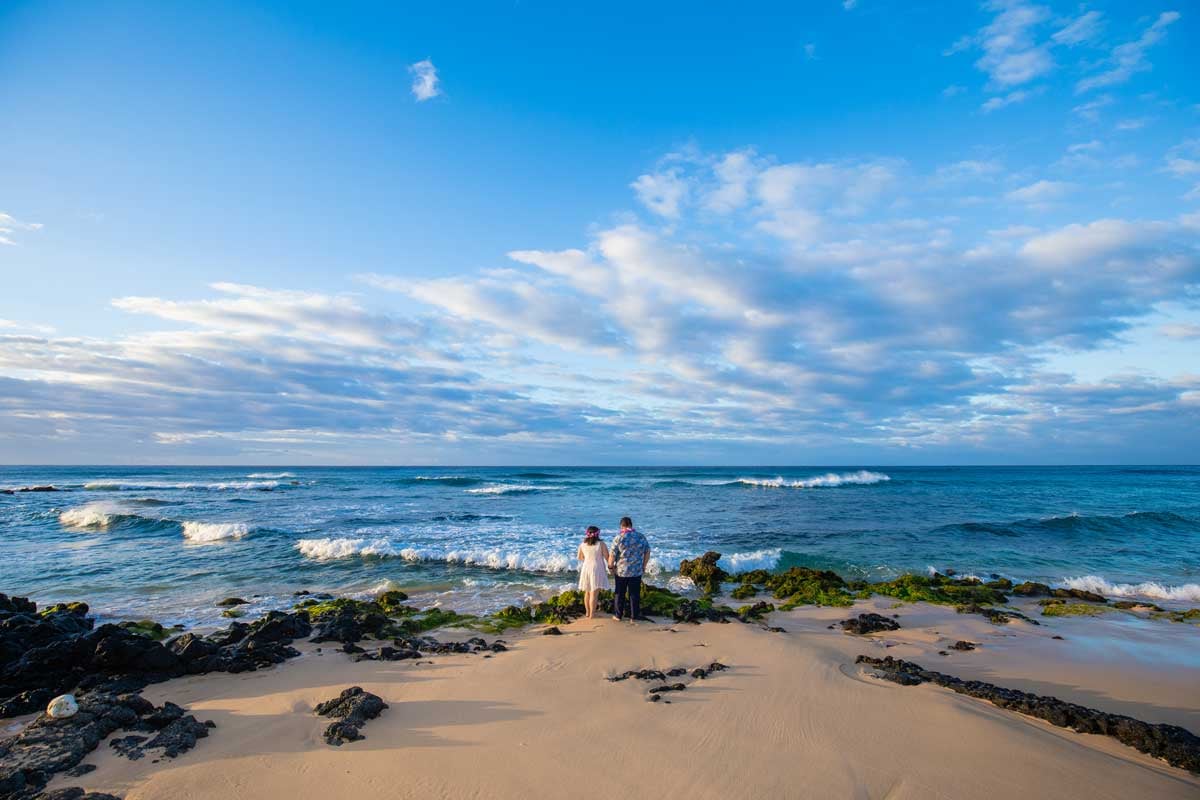 Hawaii-Commitment-Ceremony-at-Sandy-Beach