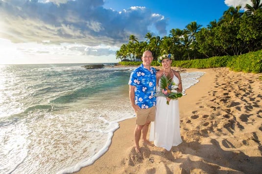 Hawaii-Wedding-Casual-Groom-Attire-Aloha-Shirt-1