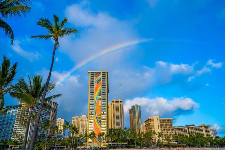 Hilton-Hawaiian-with-a-Rainbow