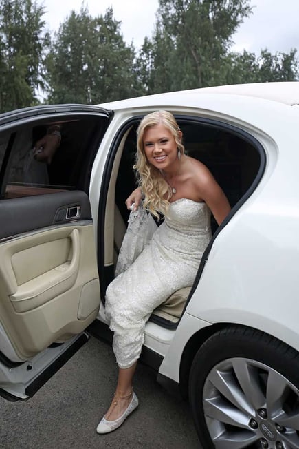 Limousine for a Hawaii wedding