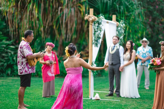 Nalo Gardens Hawaii Wedding 09