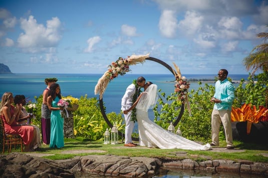 A Hawaii wedding ceremony at Noelani Gardens, Oahu