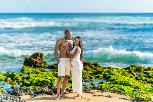 Sandy Beach Hawaii Wedding 2022 25