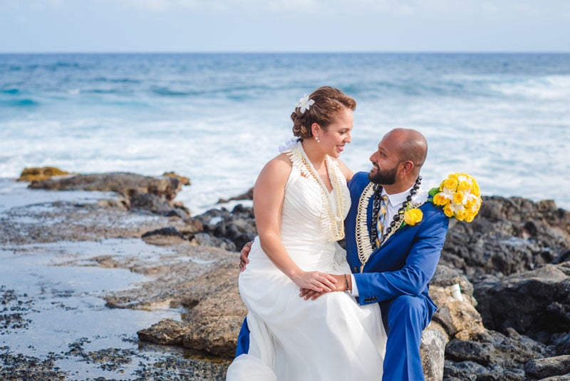 Sandy-Beach-Wedding-Hawaii-09