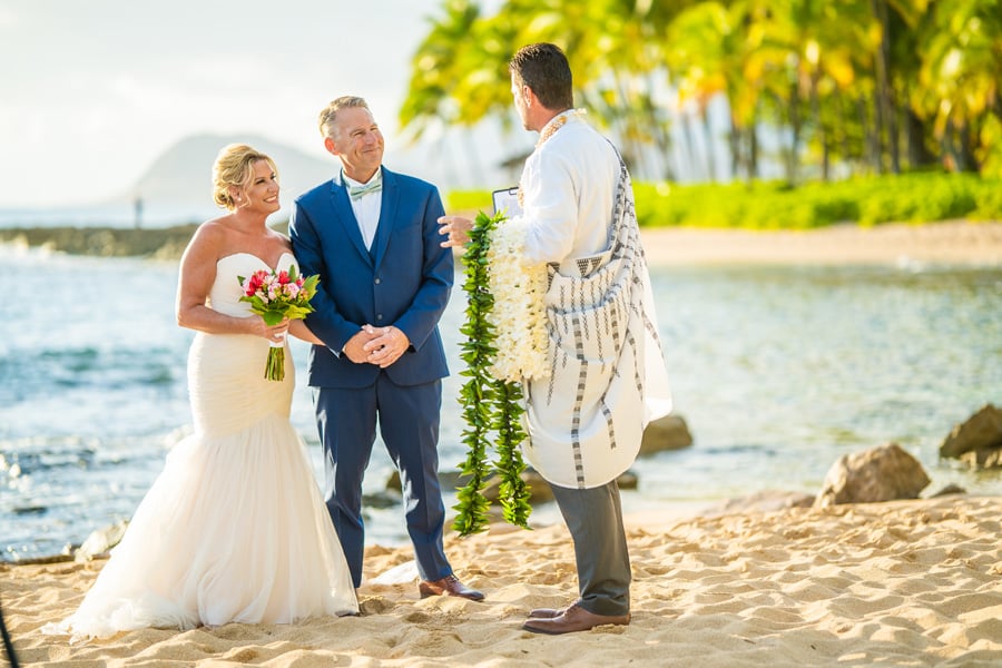 Secret BeachHawaii Wedding 2022 18