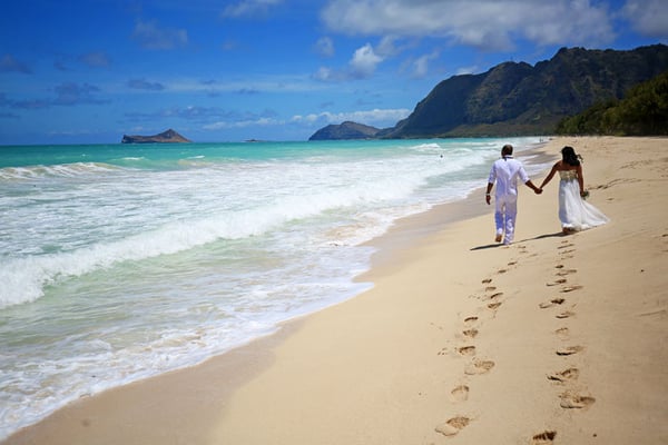 Sherwood-Beach-wedding-Hawaii