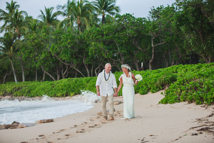 Paradise Cove Beach Hawaii WeddingM&C-57